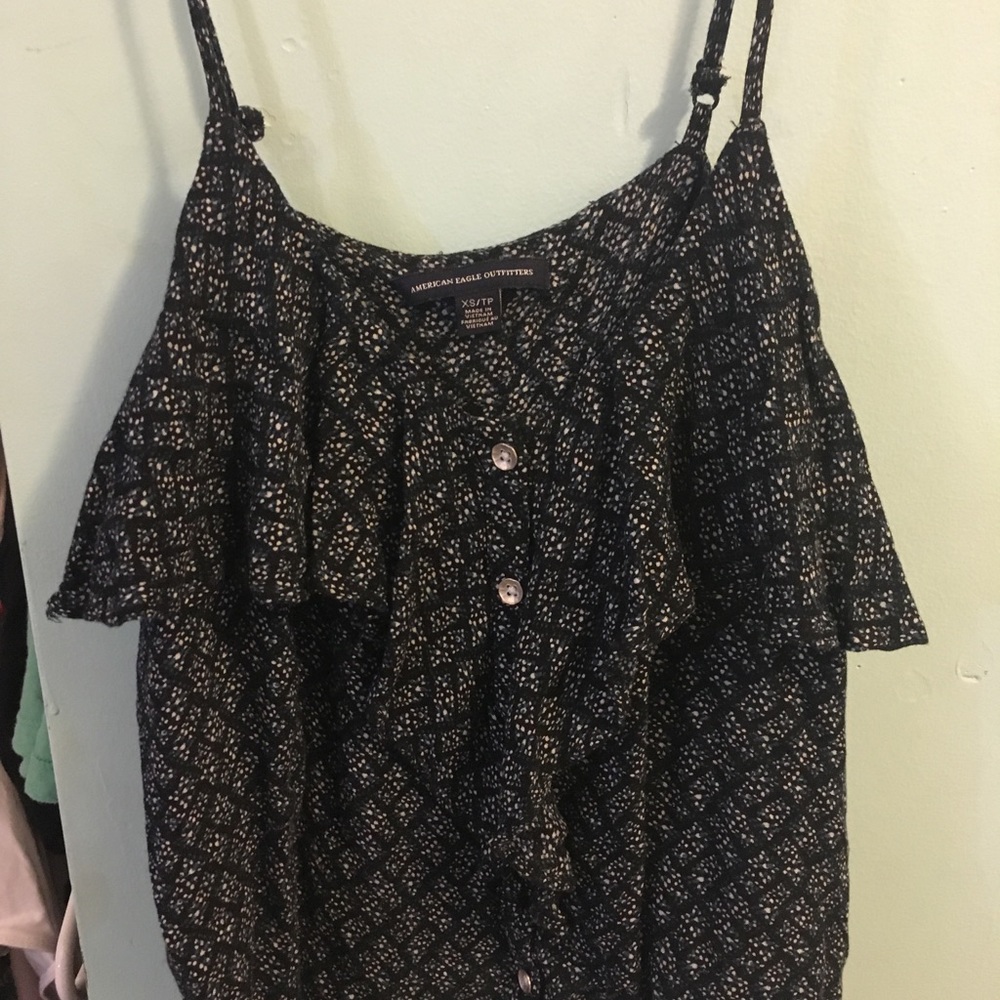 Ruffle button tank